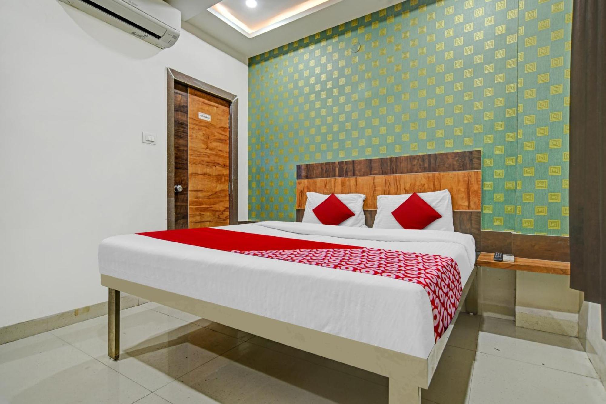 Hotel O Blue Wings Индаур Экстерьер фото