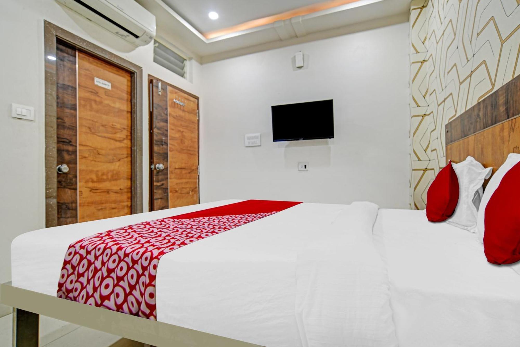 Hotel O Blue Wings Индаур Экстерьер фото