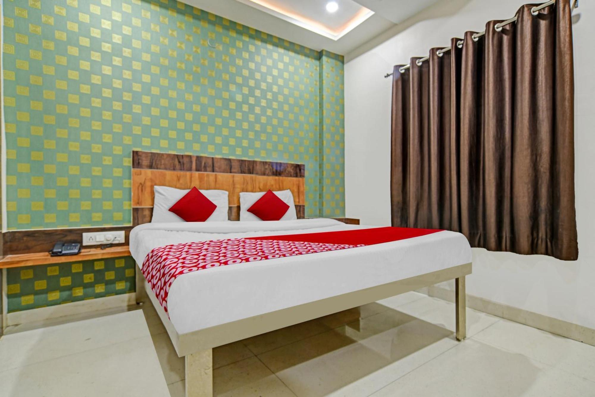 Hotel O Blue Wings Индаур Экстерьер фото